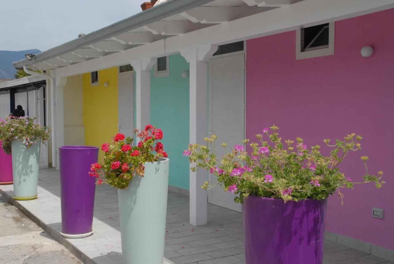 Marechiaro Paestum Hotel Bagian luar foto